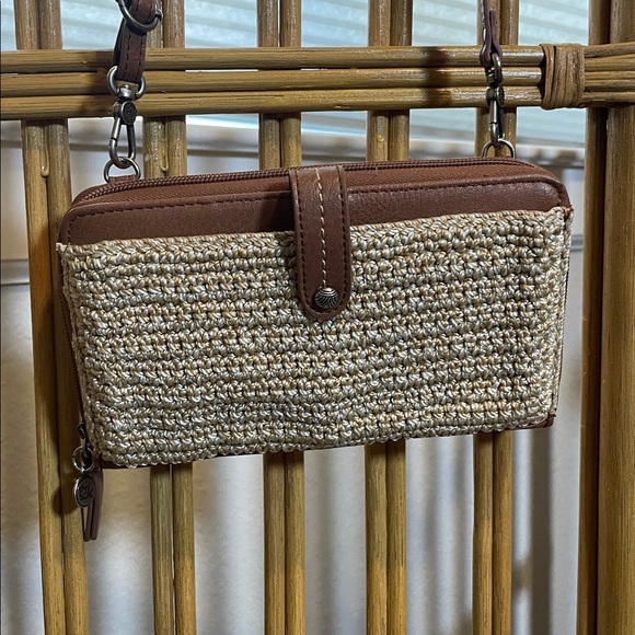 The Sak Iris Smartphone Brown and Tan Woven crossbody - Picture 5 of 7